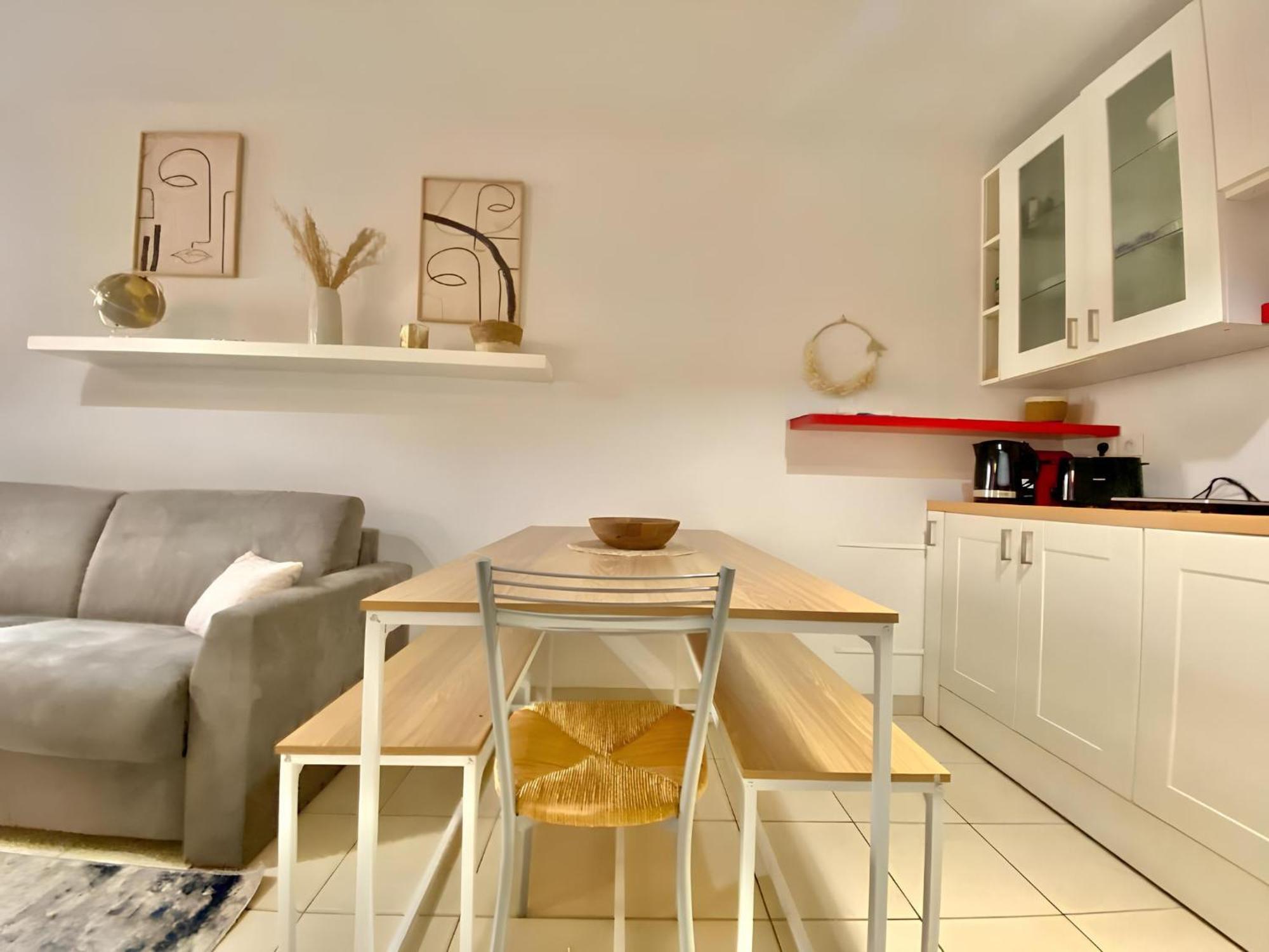 "L'Alhambra" Proche Gare Et Centre Apartment Ментона Екстериор снимка