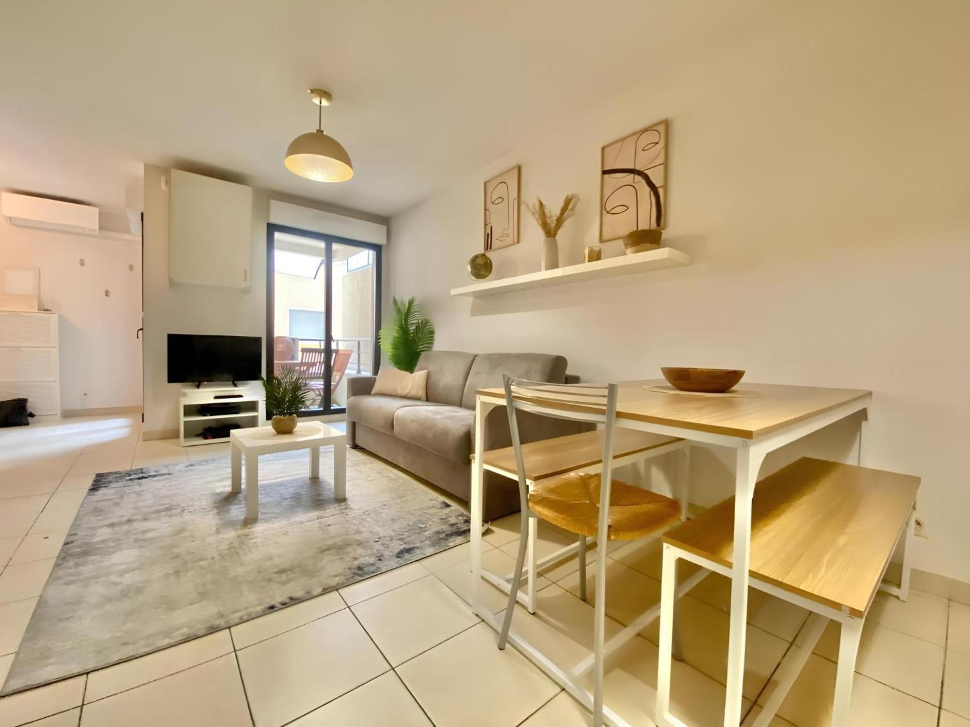"L'Alhambra" Proche Gare Et Centre Apartment Ментона Екстериор снимка